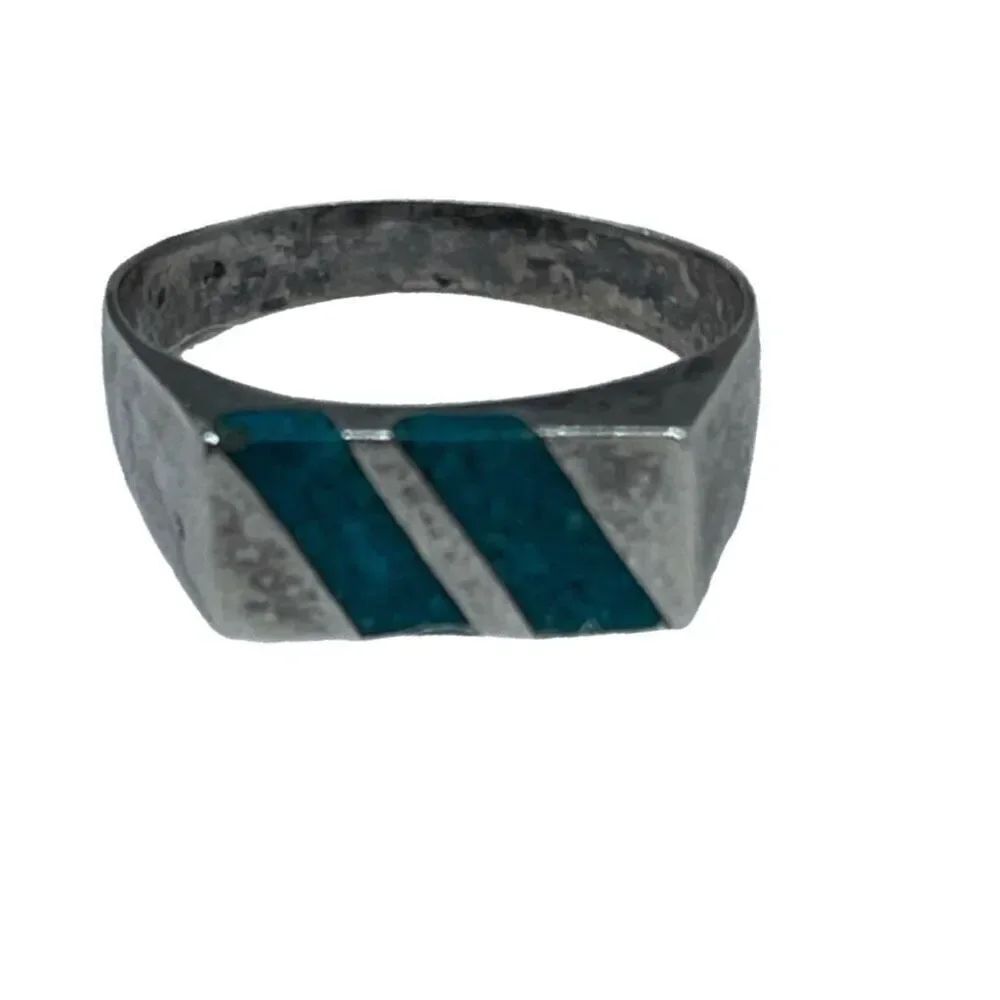 Vintage made in Mexico JPC turquoise and silver ring.